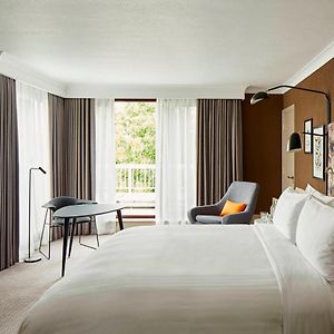 Superior Room Guest room 1 King High floor Balcony